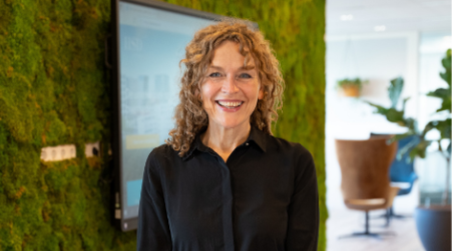 Ontmoet Anneke, de nieuwe receptioniste!