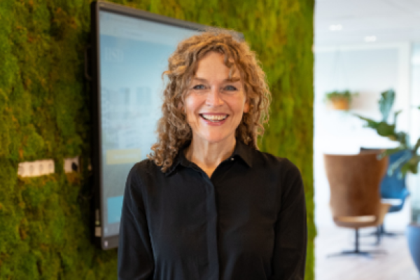 Ontmoet Anneke, de nieuwe receptioniste!